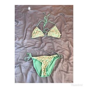 Size medium bikini top and bottoms